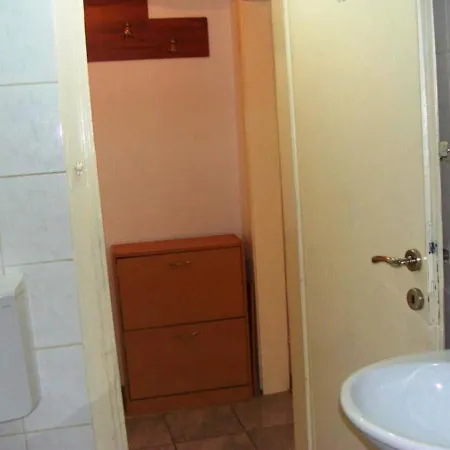 Dame Apartment